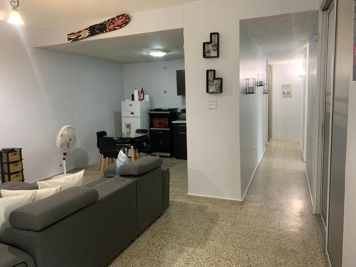 Levittown Lakes 외부 사진